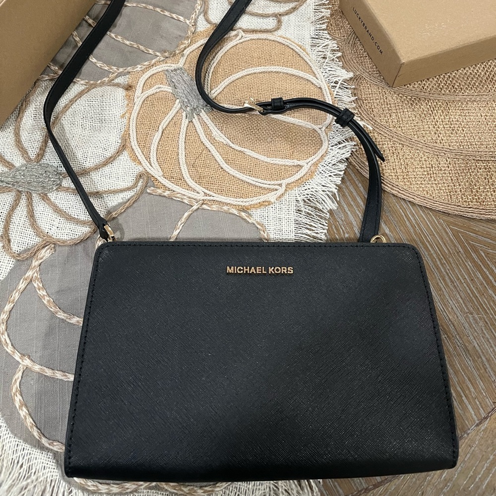Michael kors Cross body bag